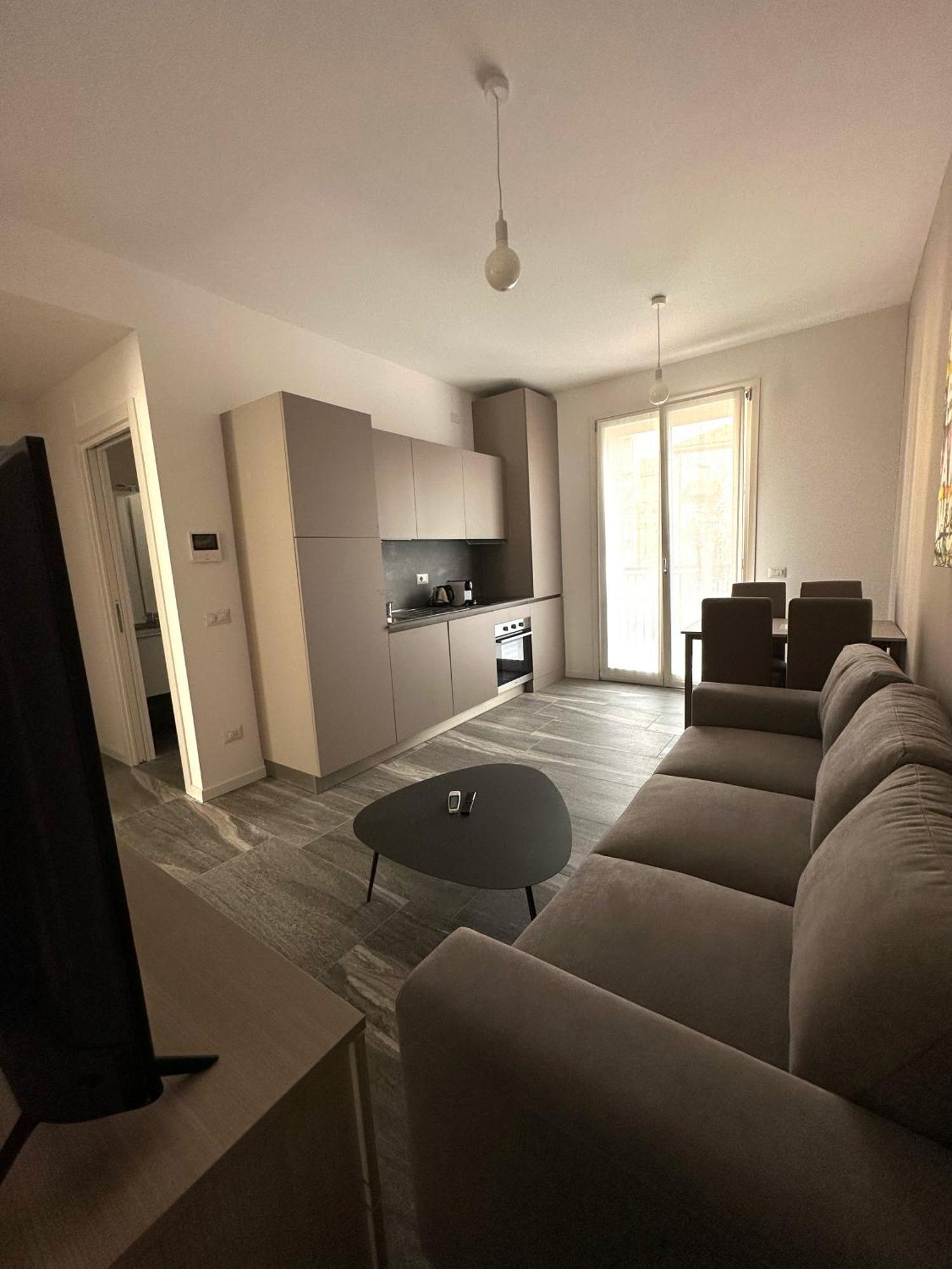 Essential Apartment Sesto San Giovanni Esterno foto