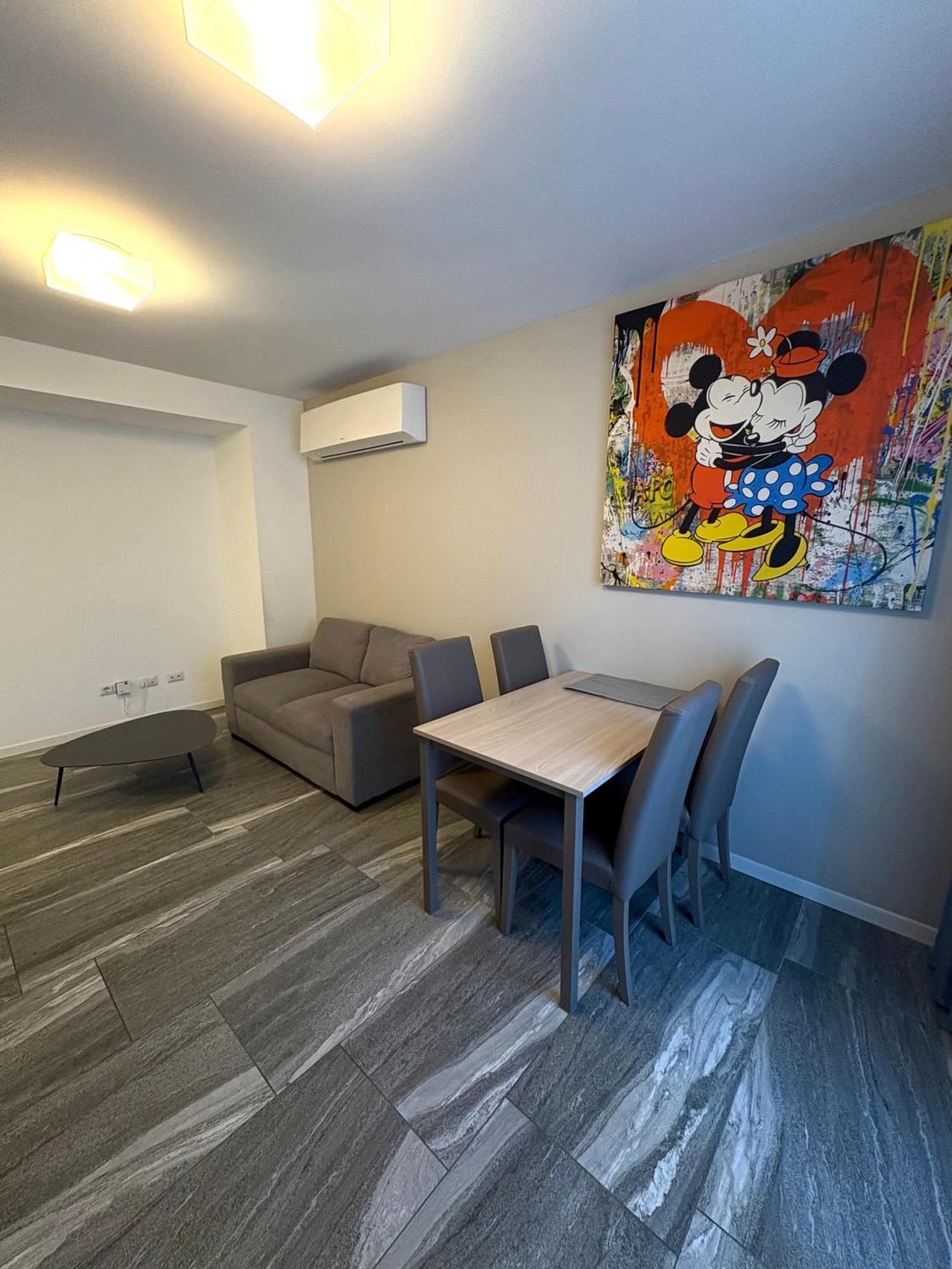 Essential Apartment Sesto San Giovanni Esterno foto