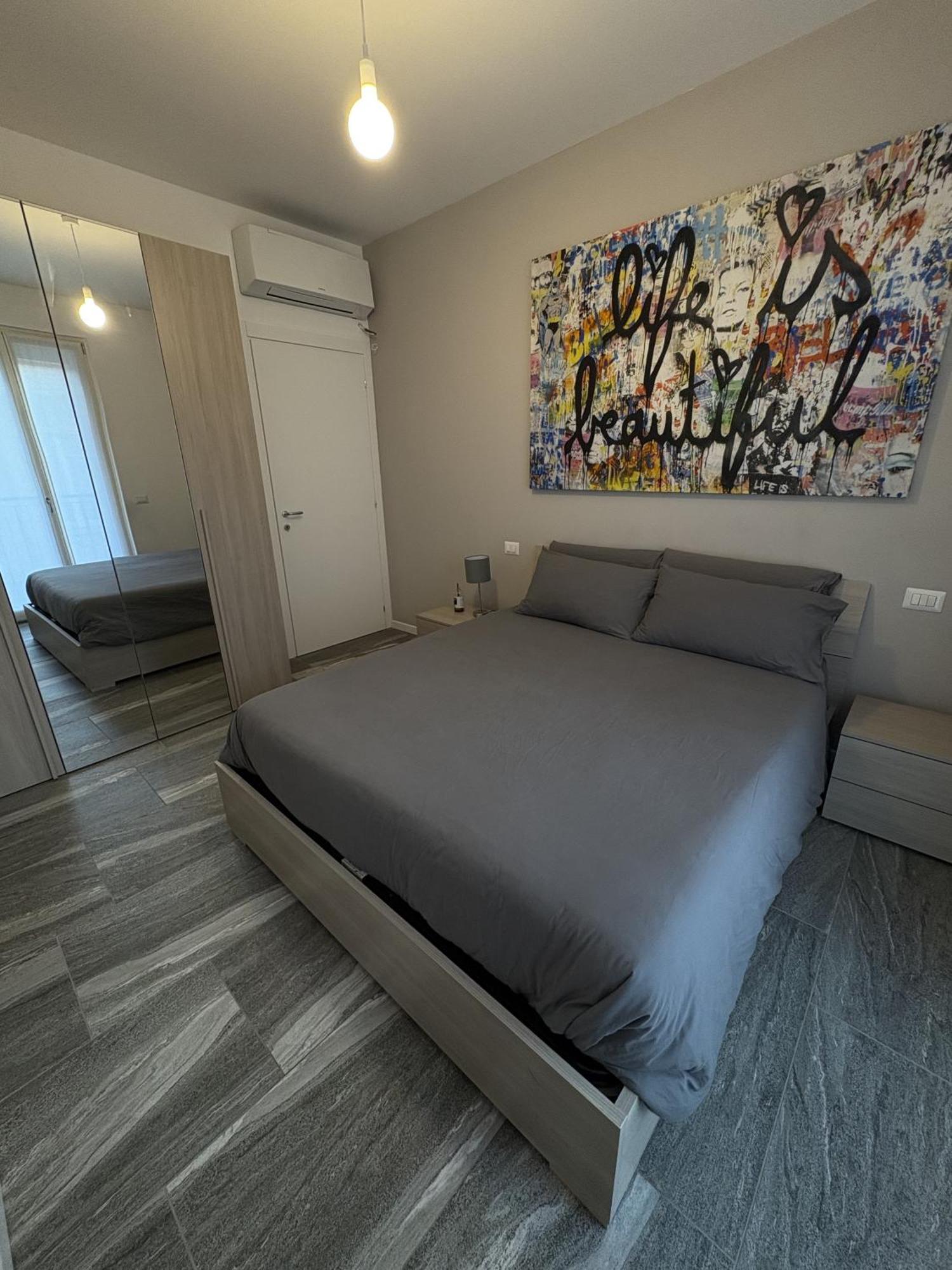 Essential Apartment Sesto San Giovanni Esterno foto