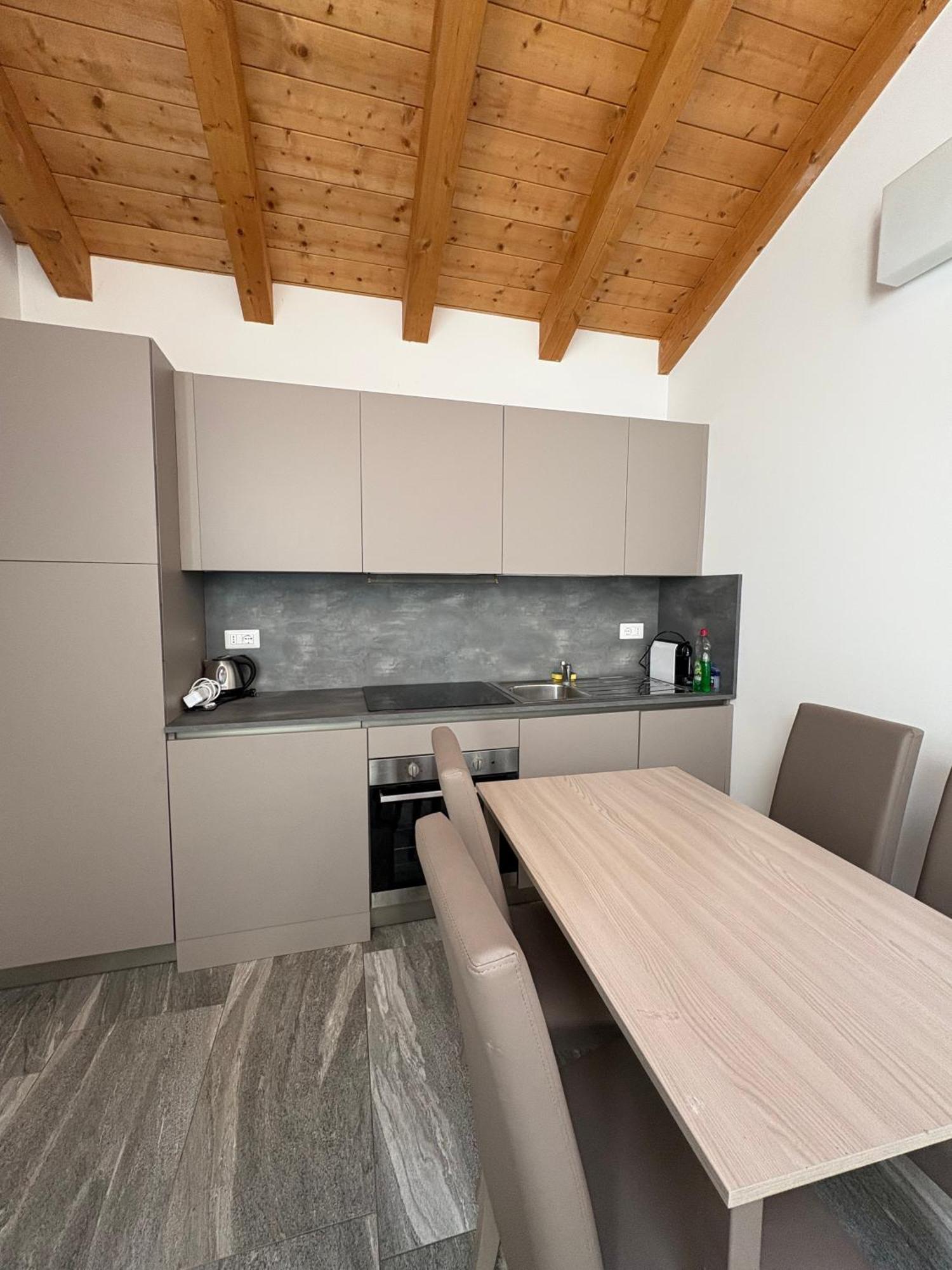 Essential Apartment Sesto San Giovanni Esterno foto