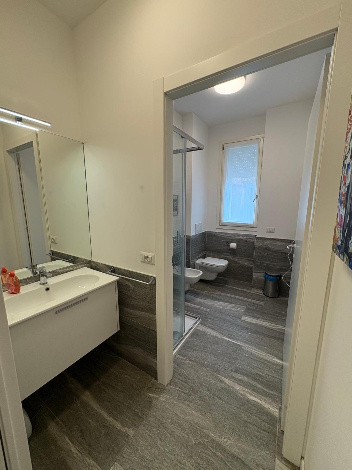 Essential Apartment Sesto San Giovanni Esterno foto