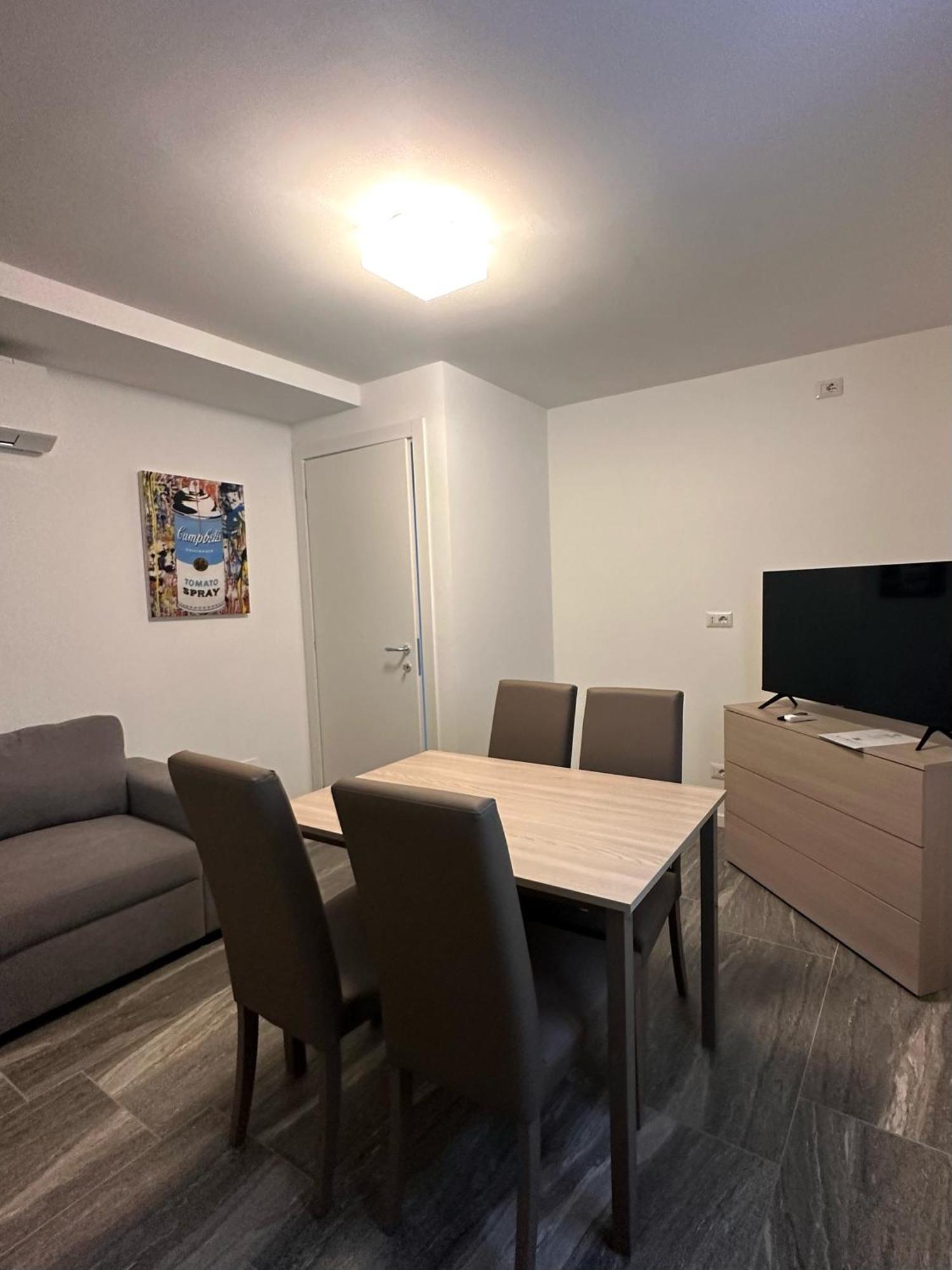 Essential Apartment Sesto San Giovanni Esterno foto